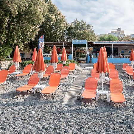 Angela Beach Aparthotel Platanés Exteriör bild