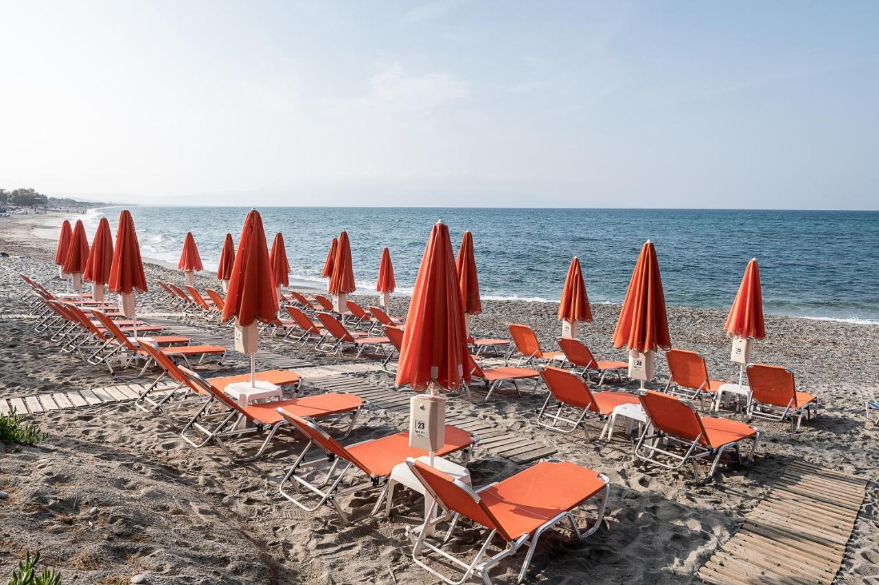 Angela Beach Aparthotel Platanés Exteriör bild